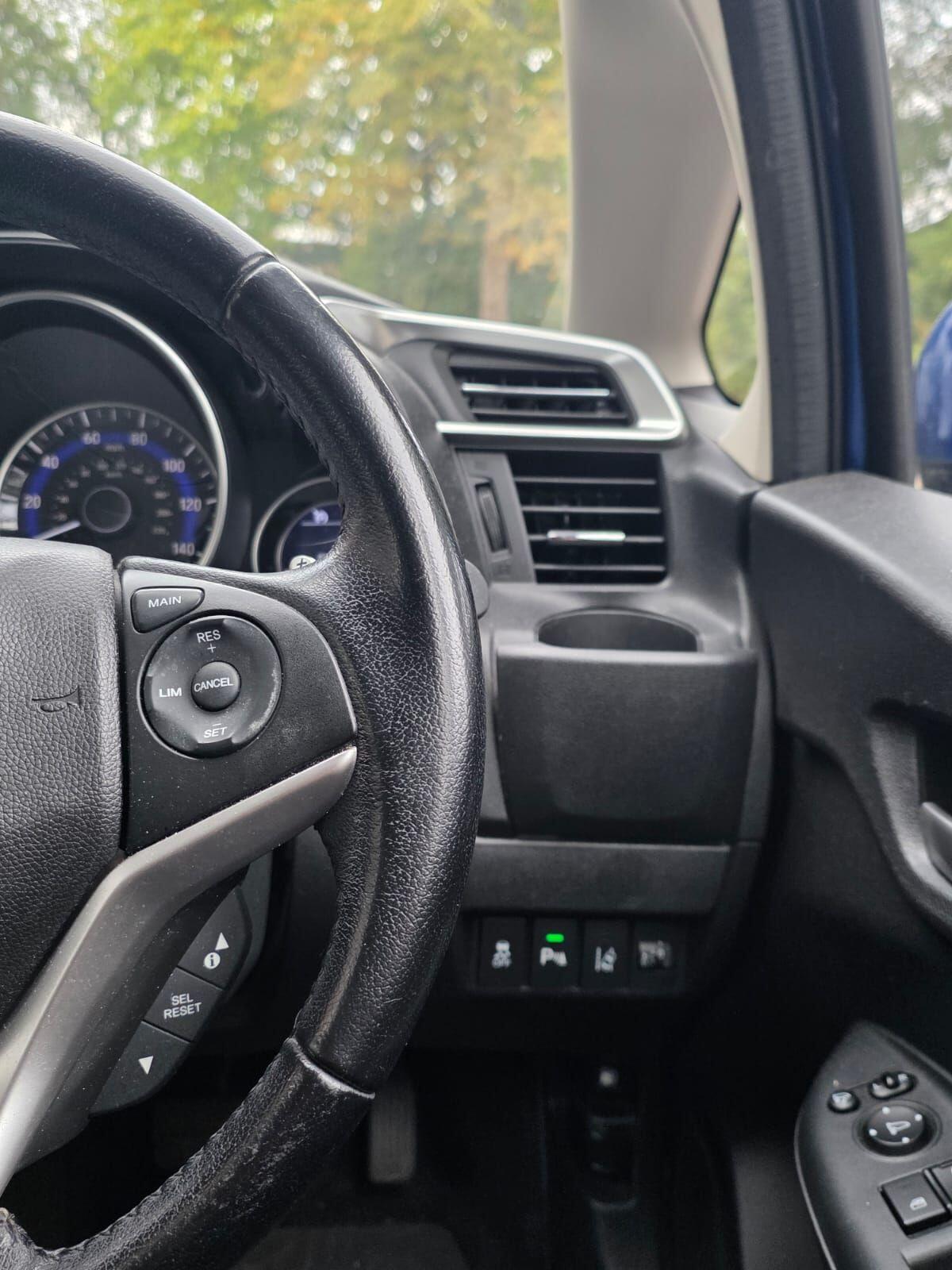 2016 Honda Jazz — photo 38